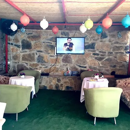 Hotel Hidden Garden 2*