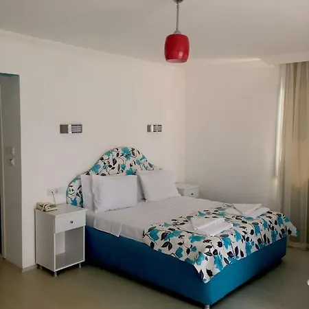 Hotel Hidden Garden 2*