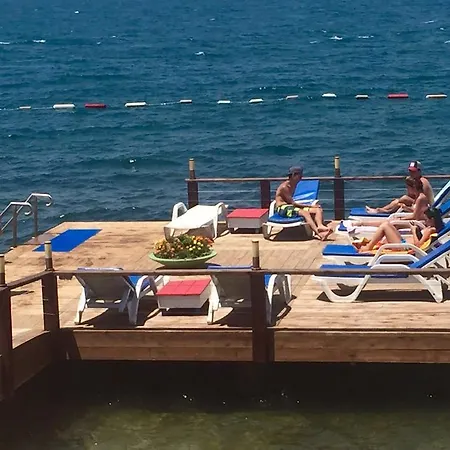 Hotel Hidden Garden 2*