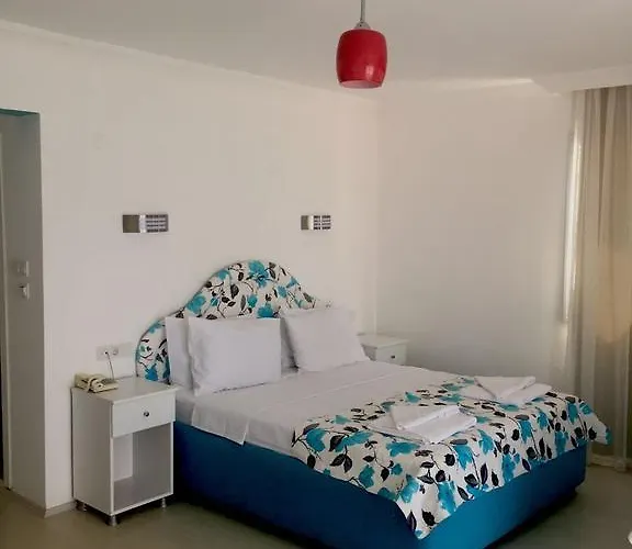 Otel Hidden Garden 2*