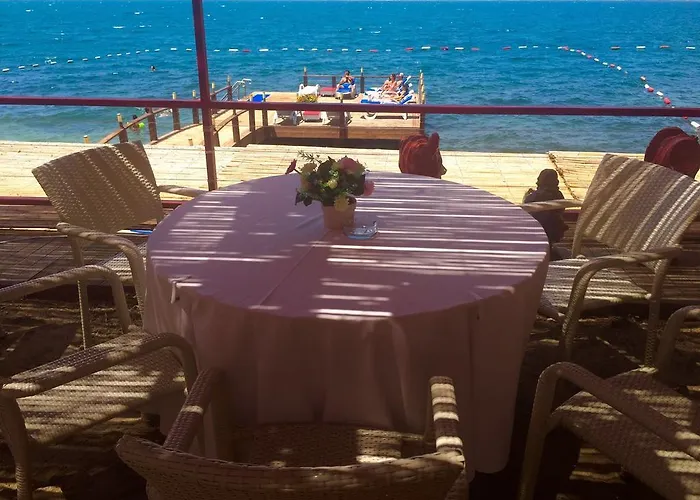 Hotel Hidden Garden 2*