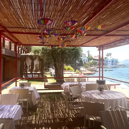 Hotel Hidden Garden 2*