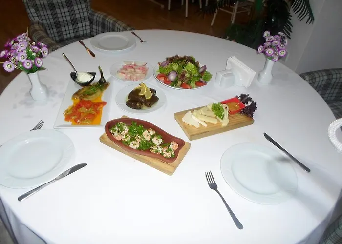 Hotel Hidden Garden 2*